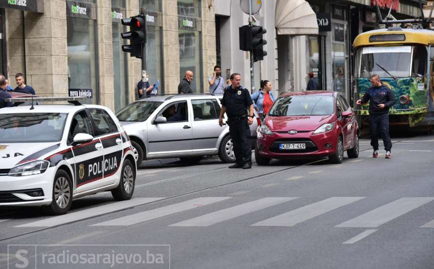 Udes u centru Sarajeva: Velike gužve u saobraćaju